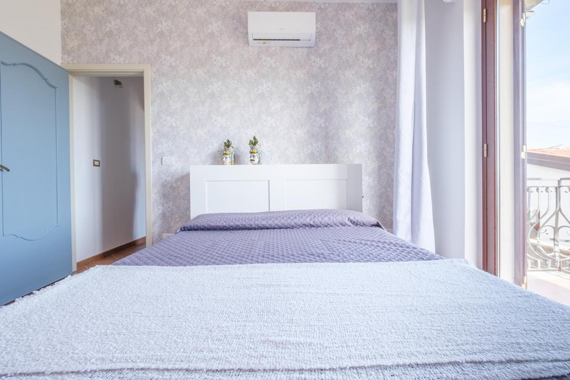 Medusa Apartment Таорміна Екстер'єр фото